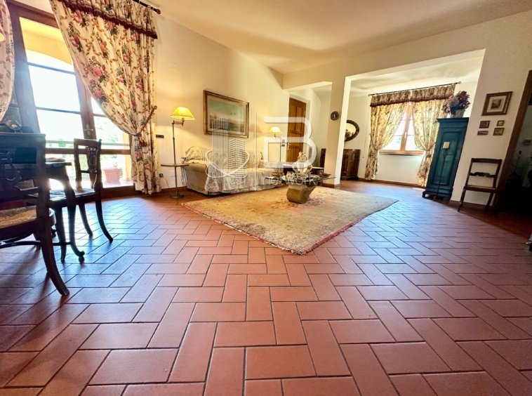 Villa in San Giuliano Terme, Tuscany, Italy 2 - 18361939