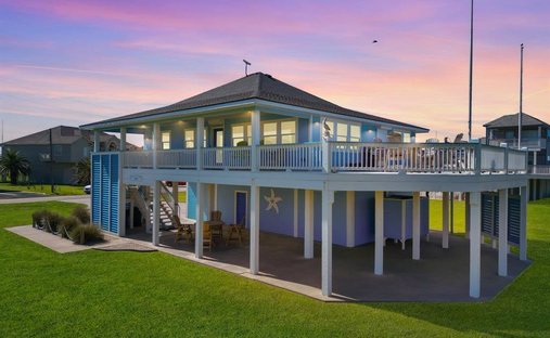 House in Bolivar Peninsula, Texas, United States 1