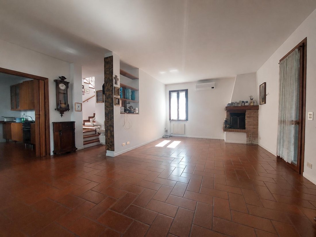 House in Chirignago-Gazzera, Venice, Veneto 1 - 18361960