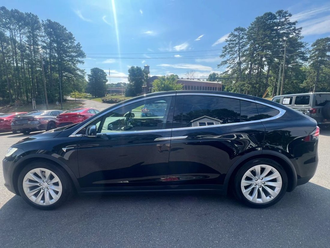 Suv in Pittsboro, NC, United States 2 - 18369043