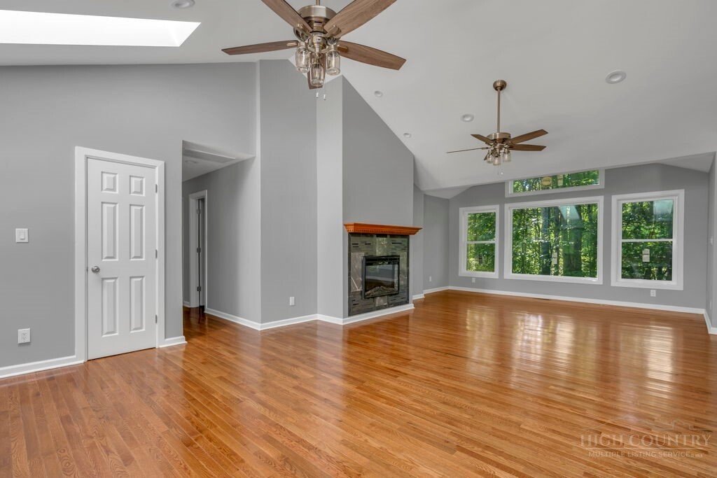 House in Sugar Grove, North Carolina, United States 5 - 18361776