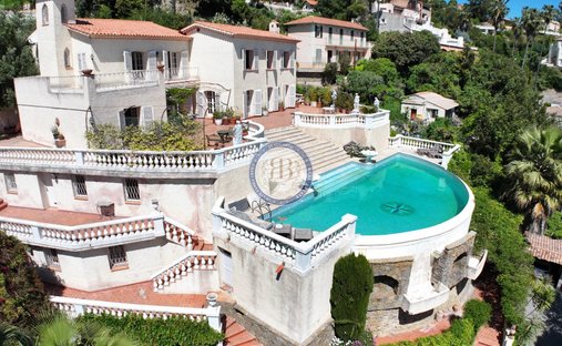 Villa a Gabelle-Courcettes-Les Clos, Vallauris, Francia 1