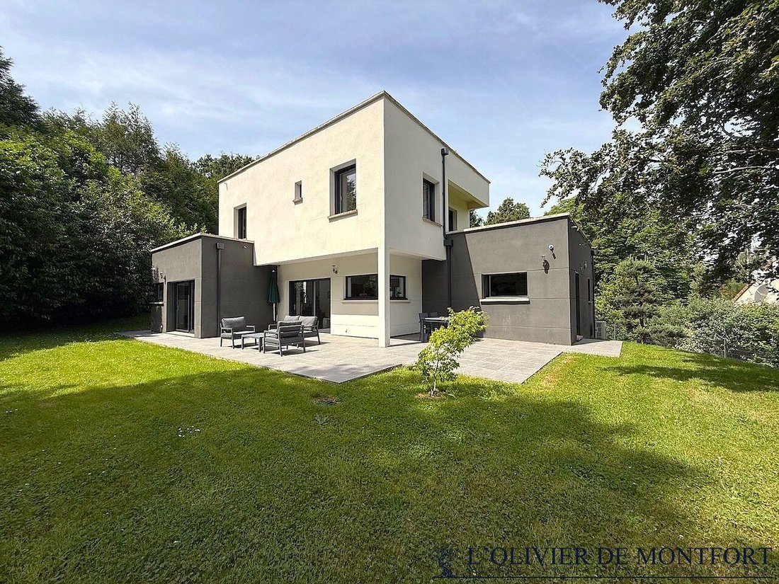 Casa en Montfort-l'Amaury, Isla de Francia, Francia 2 - 18363437