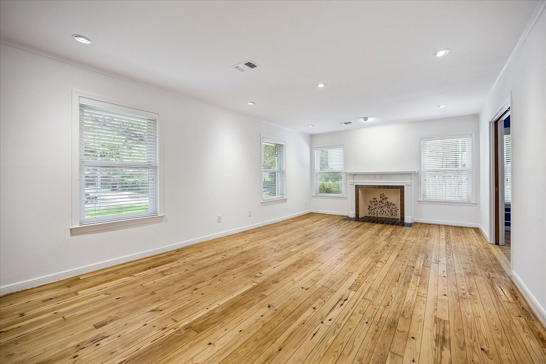 House in Houston, Texas, United States 3 - 18366693