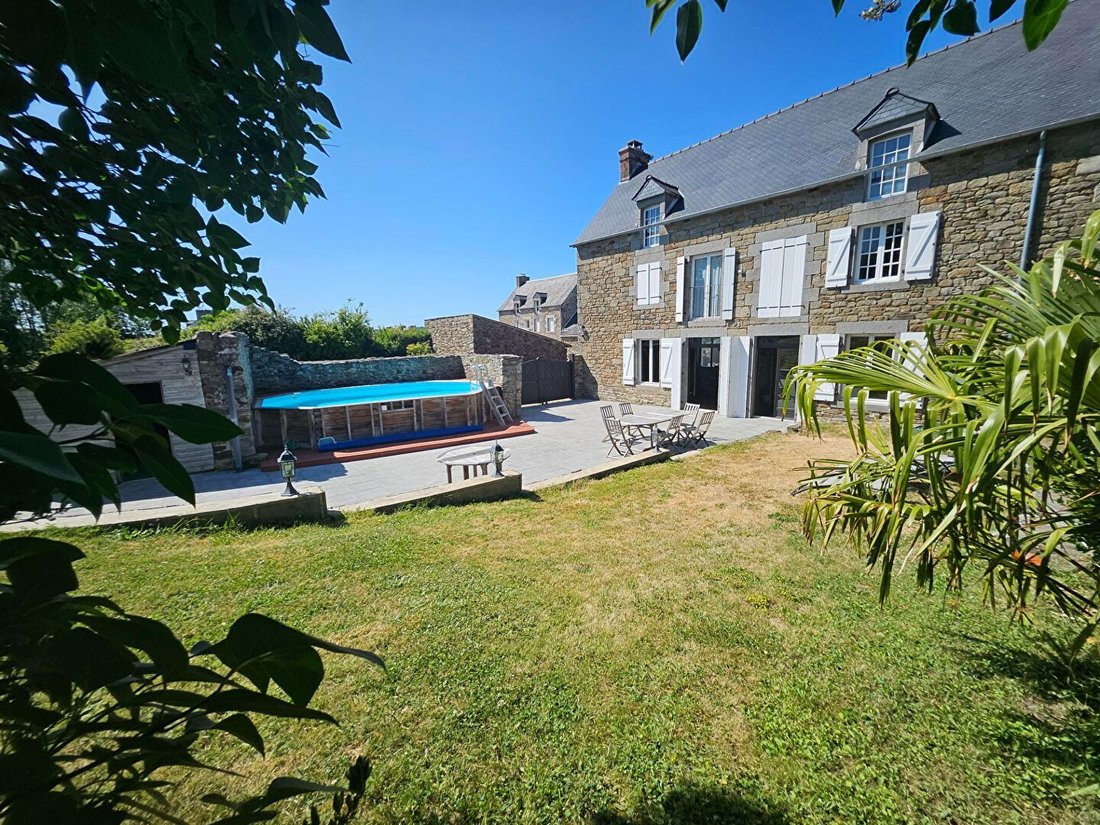 House in Pleudihen-sur-Rance, Brittany, France 1 - 18363448