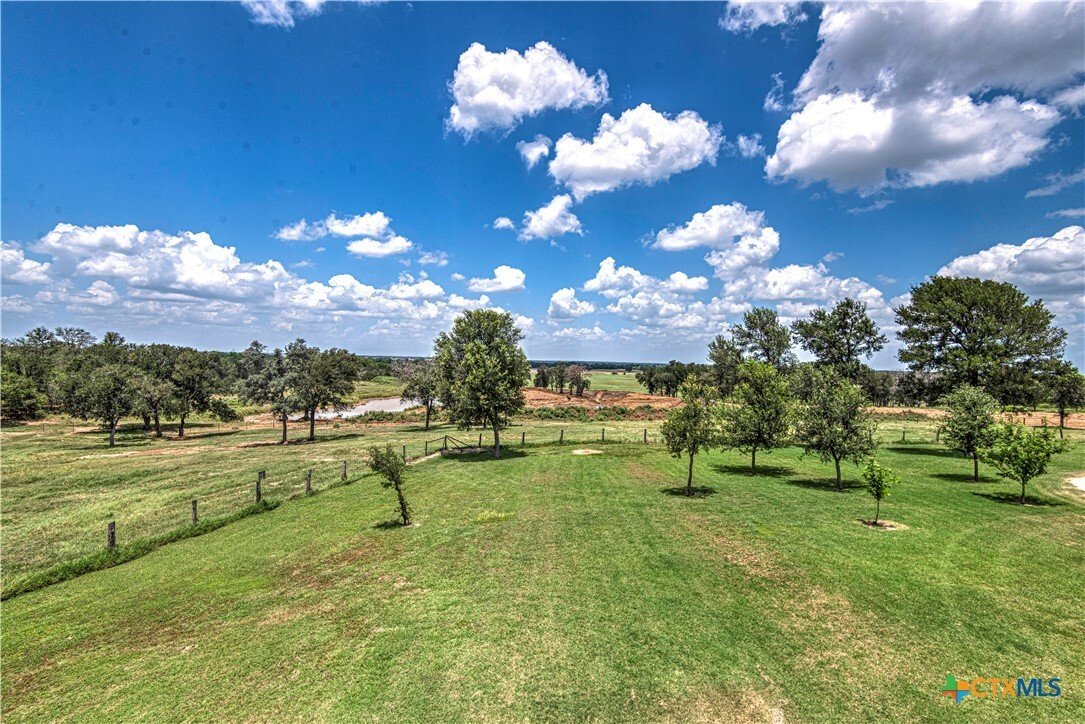 House in Davilla, Texas, United States 4 - 18364846
