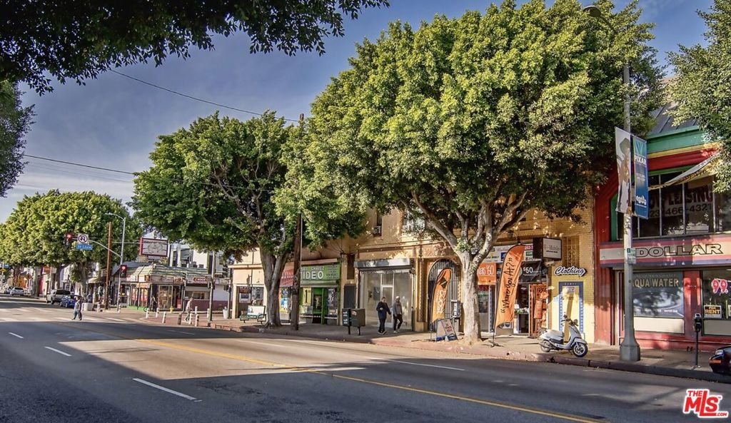 Los Angeles, California, United States 1 - 18364906