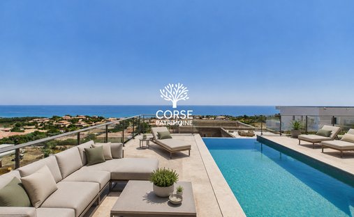 House in Sari-Solenzara, Corsica, France 1