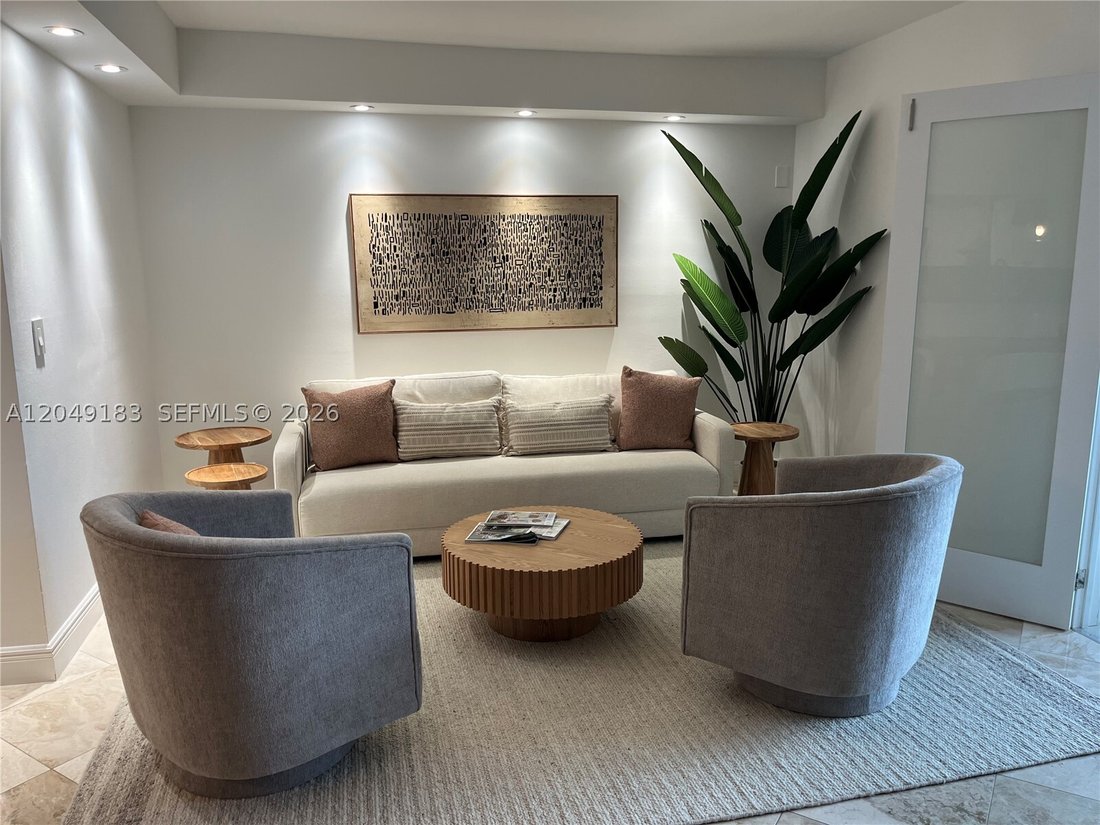 Condo in Miami Beach, Florida, United States 1 - 18362603