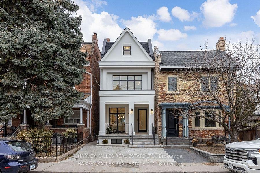 House in Toronto, Ontario, Canada 1 - 18369579