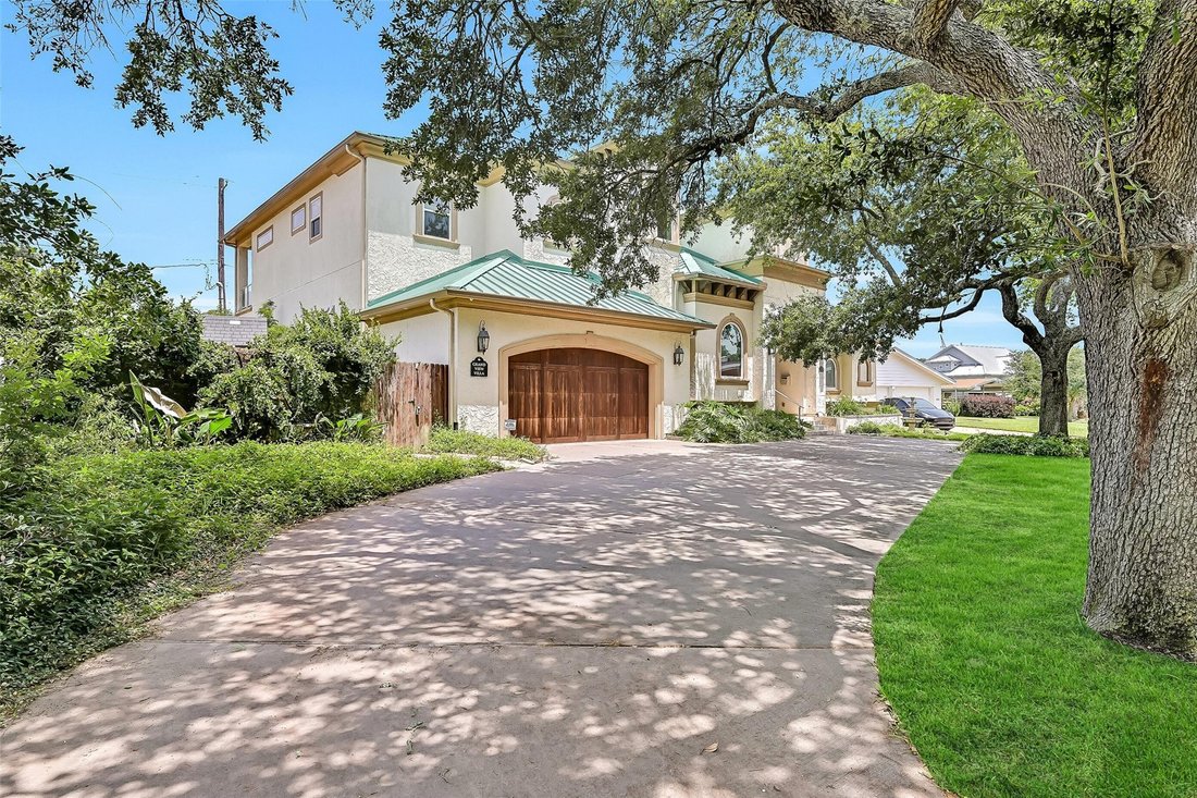 House in Galveston, Texas, United States 3 - 18362577
