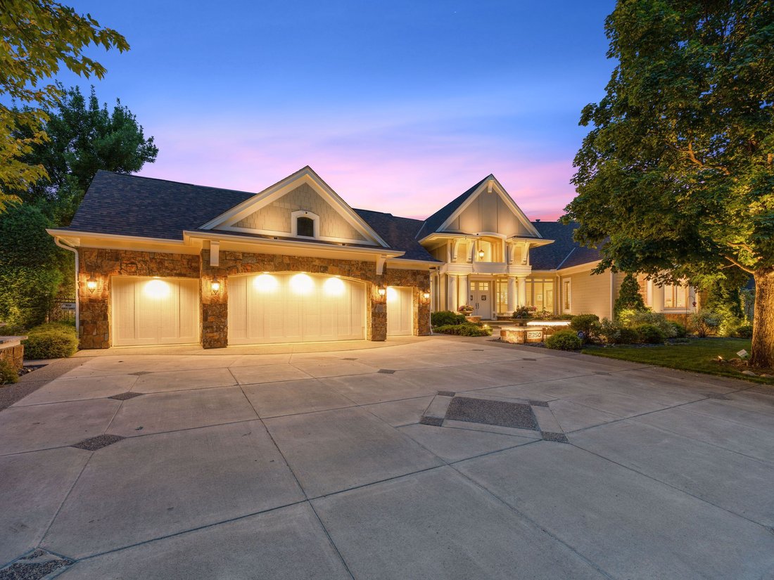 House in Minnetonka, Minnesota, United States 4 - 18364502