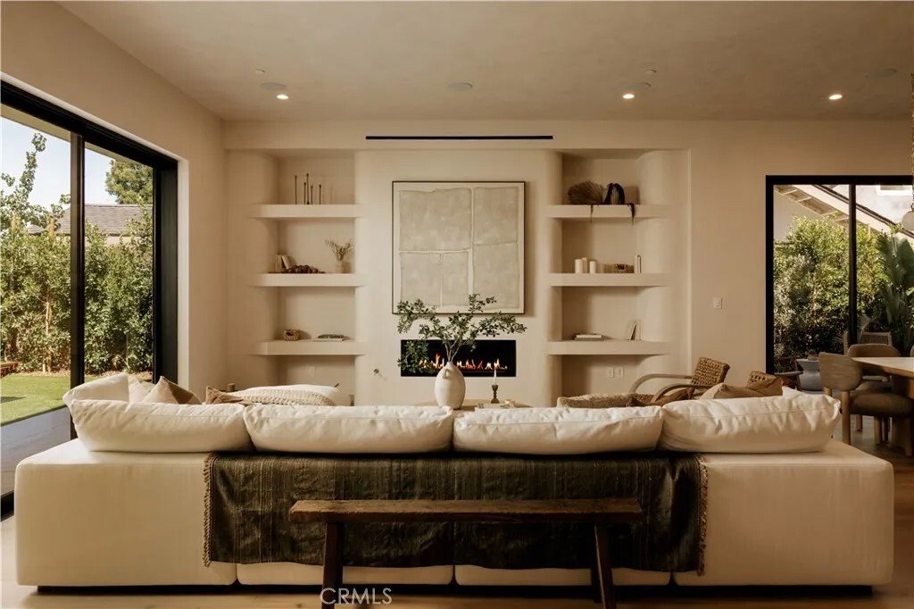 House in Los Angeles, California, United States 3 - 18366247