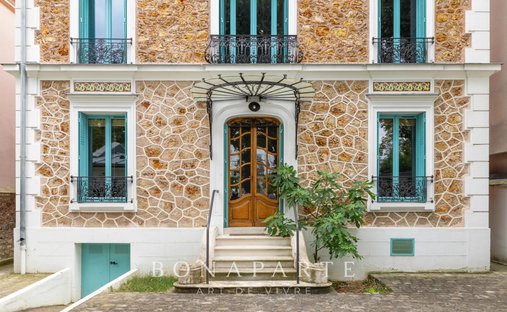 Maison à Centre I, Choisy-le-Roi, France 1