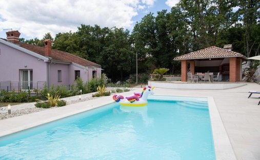 Villa in Mjesni odbor Kastav, Grad Kastav, Primorje-Gorski Kotar County 1