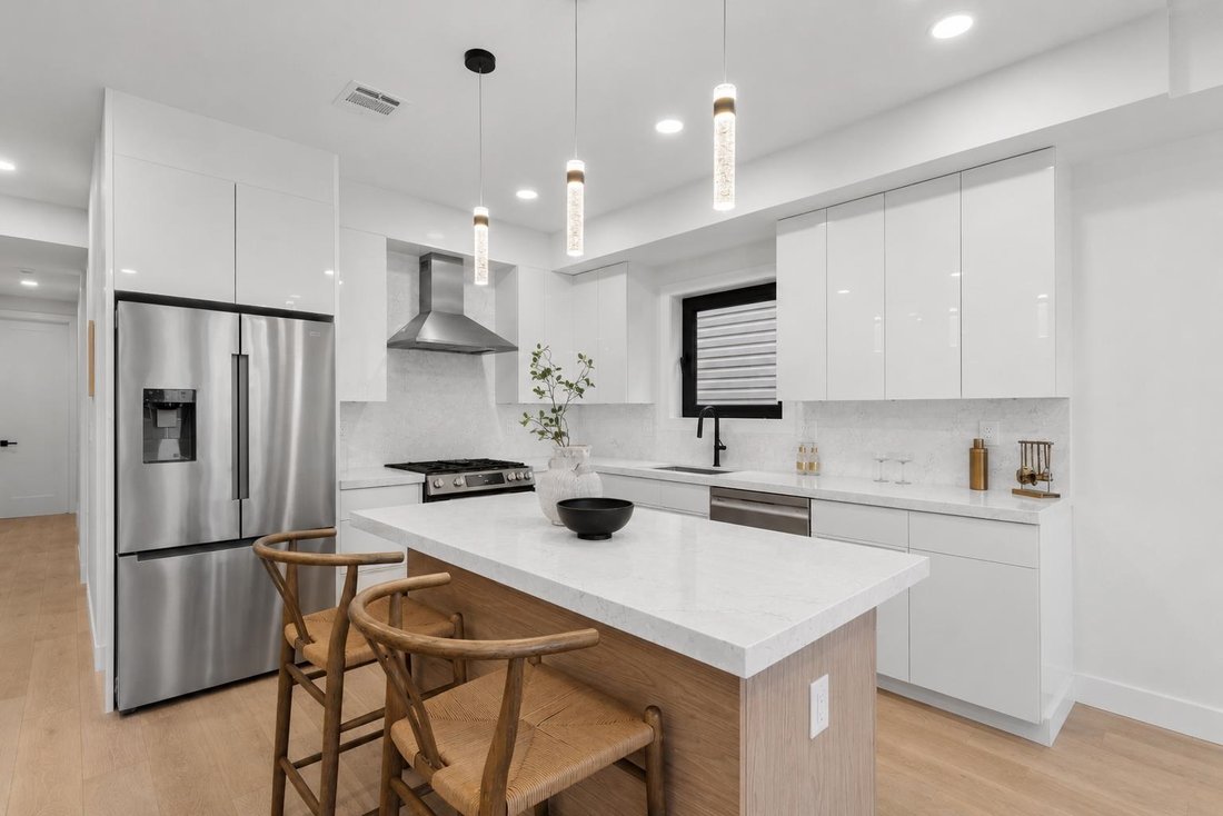 Condo in Jersey City, New Jersey, United States 2 - 18362526