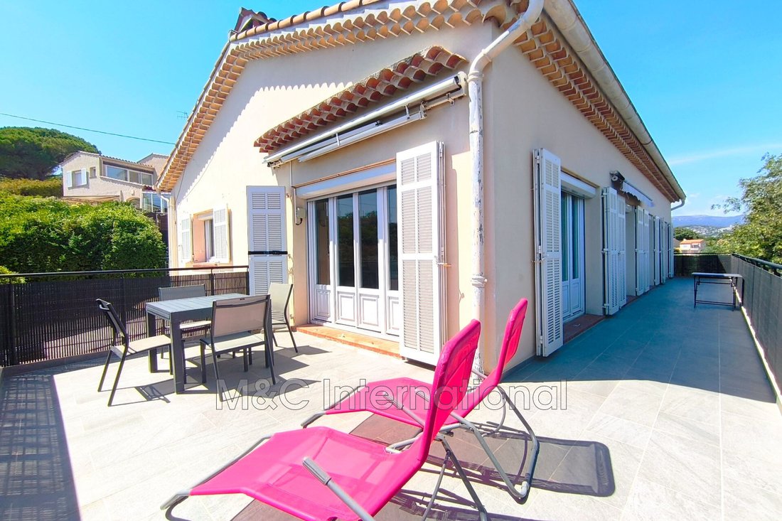 Villa in Val de Cagne-Colline Route de Vence, Cagnes-sur-Mer, France 1 - 18363964