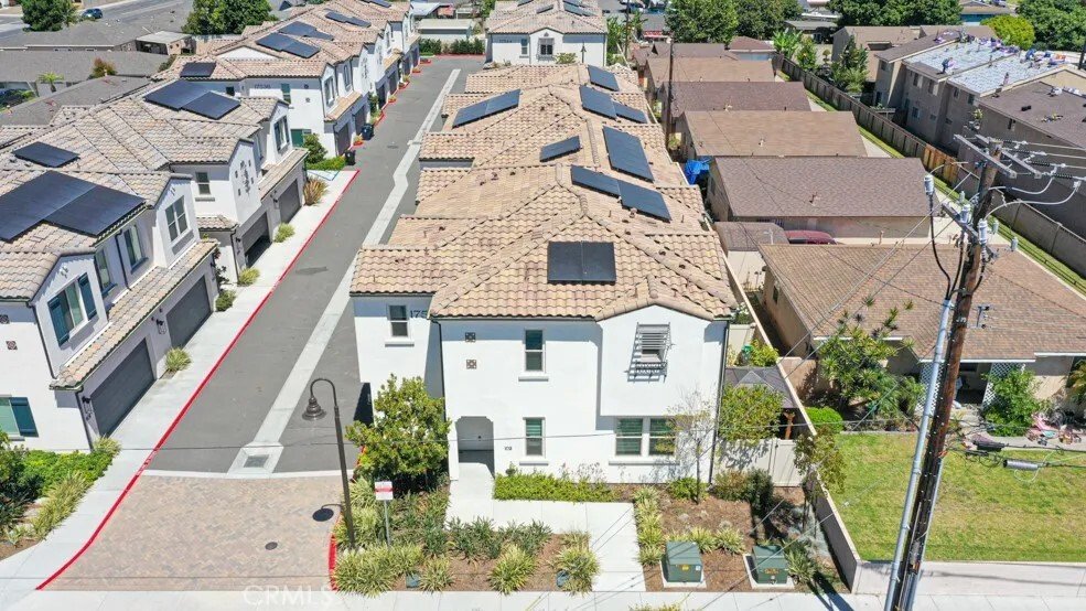 Condo in Huntington Beach, California, United States 3 - 18362180