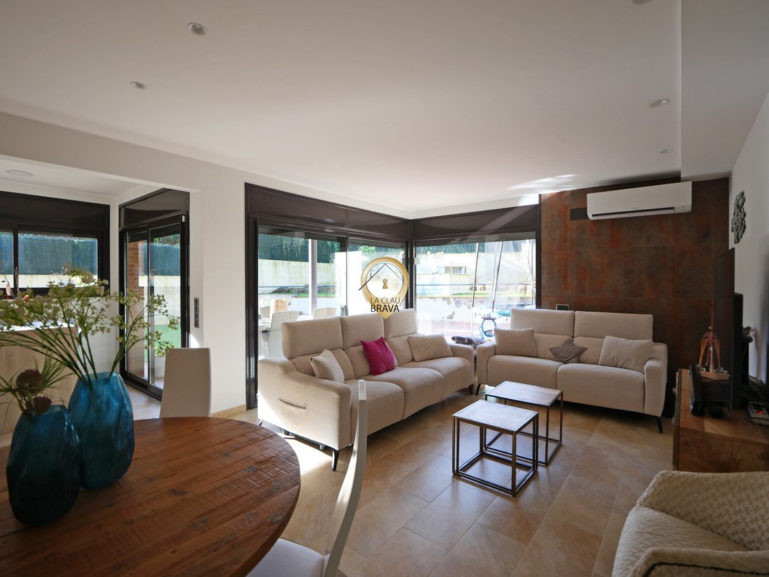 Chalet in Sant Feliu de Guixols, Catalonia, Spain 5 - 18362739