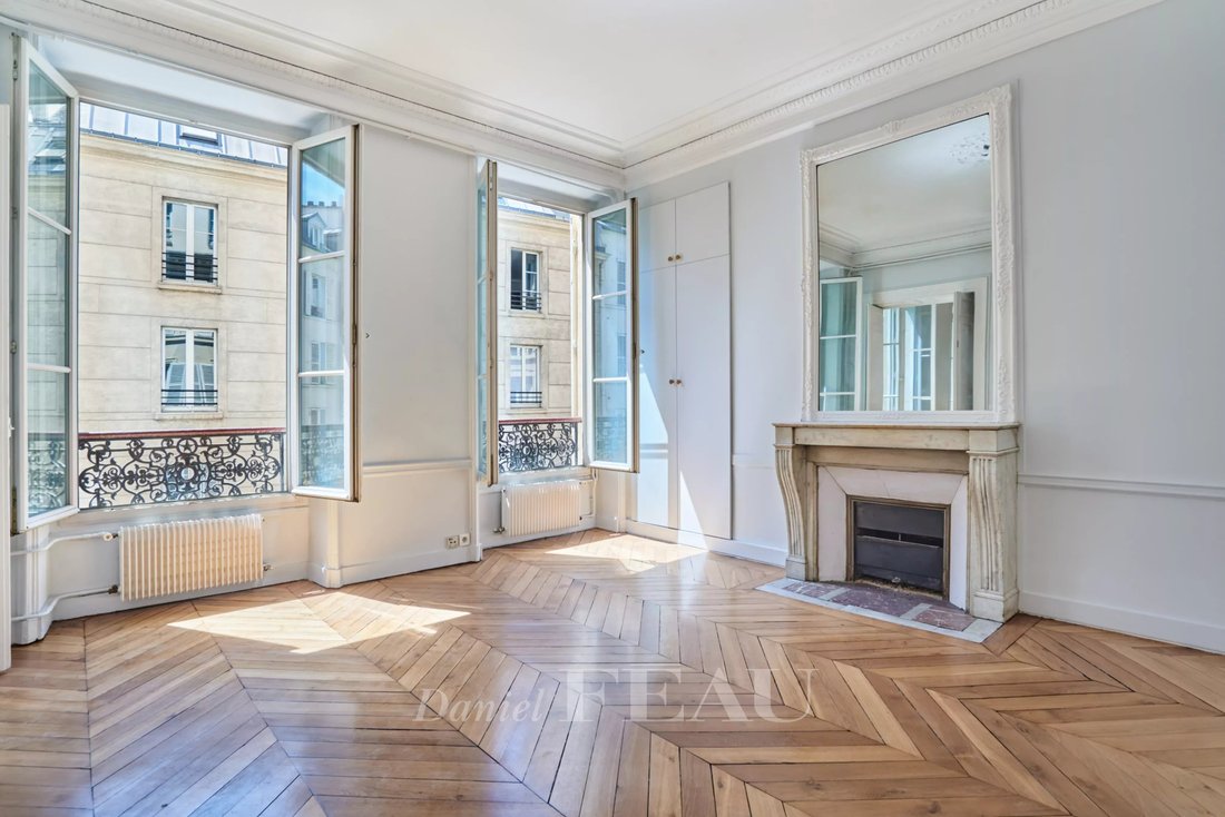 Apartment in Clichy-Trinité, Paris 9e Arrondissement, Paris 3 - 18364061