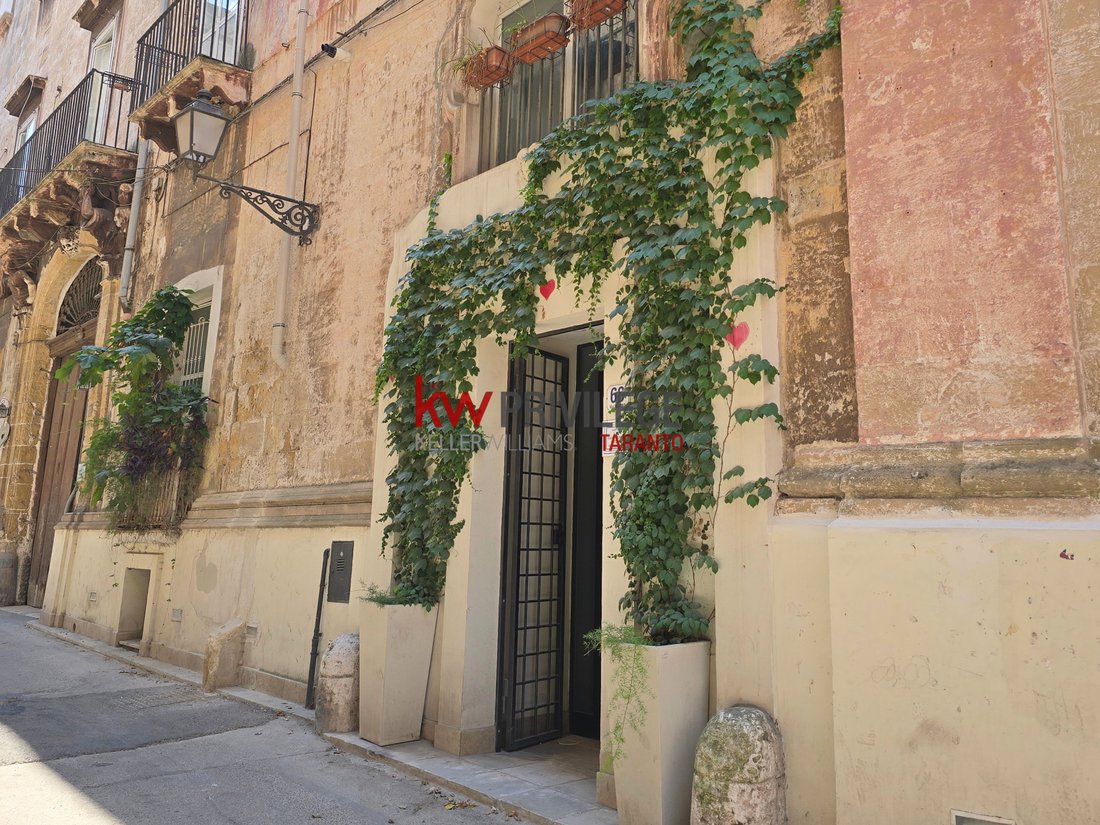 House in Old City - Village, Taranto, Apulia 2 - 18362440