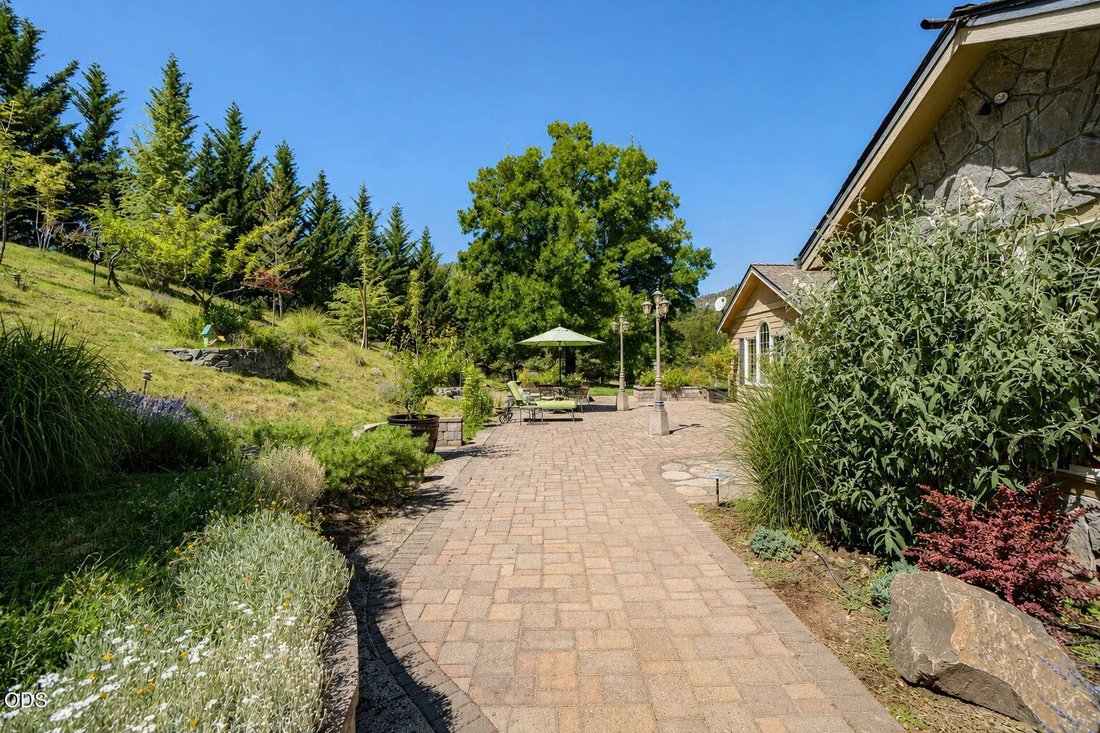 House in Talent, Oregon, United States 5 - 18365116