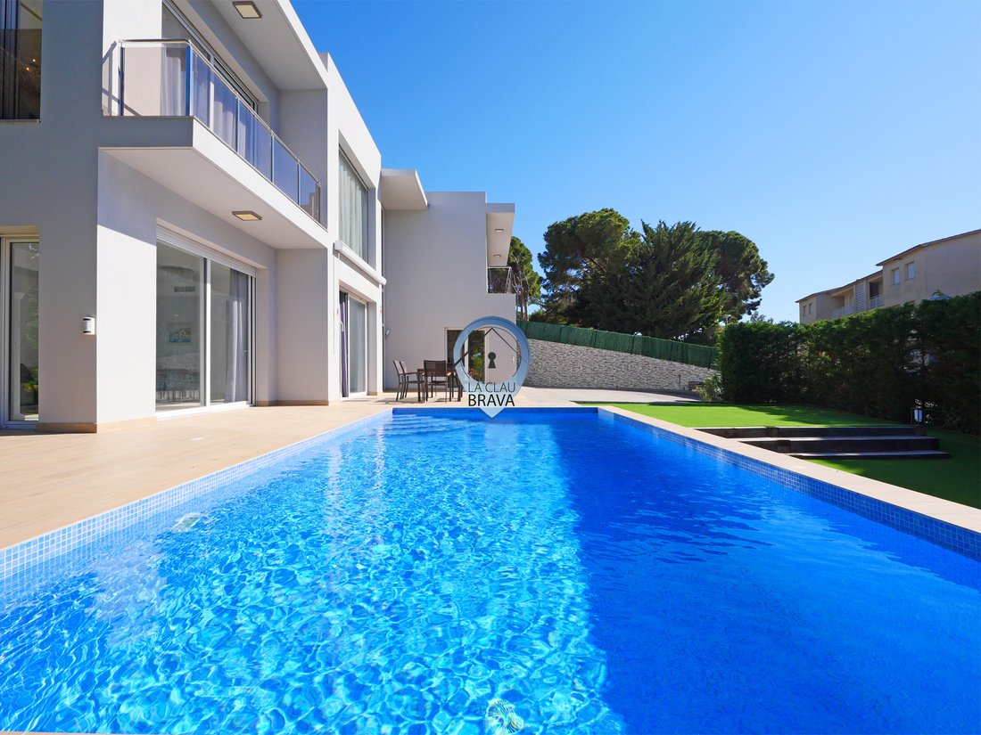 Chalet in Torre Valentina, Calonge i Sant Antoni, Catalonia 1 - 18362734