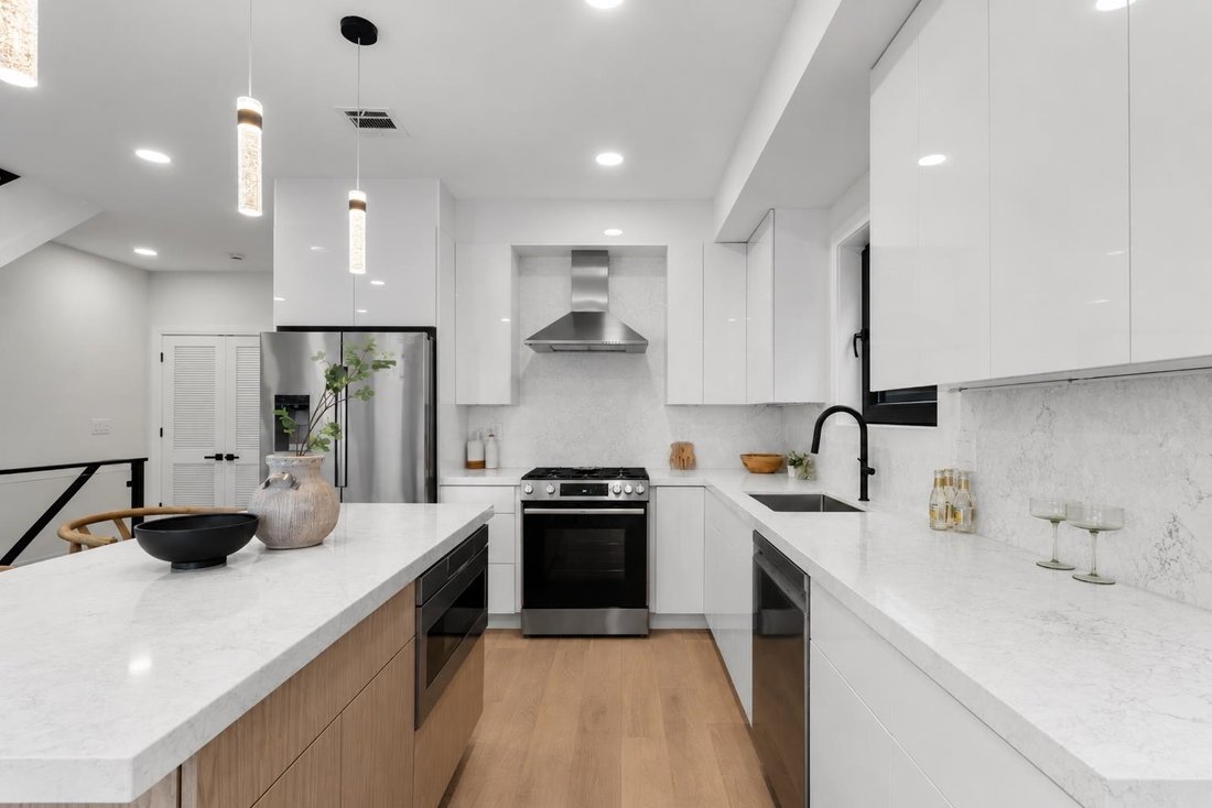Condo in Jersey City, New Jersey, United States 4 - 18362526