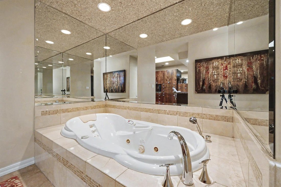 House in Fresno, California, United States 4 - 17812096