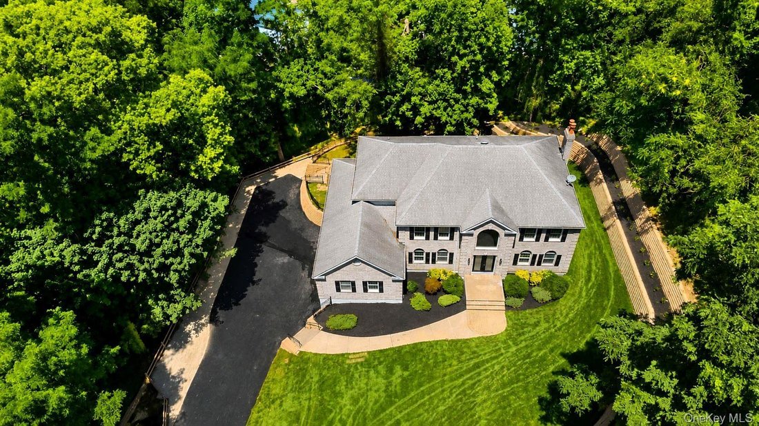 House in Halesite, New York, United States 4 - 18366969