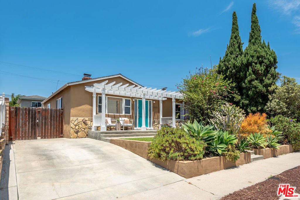 House in Los Angeles, California, United States 2 - 18364925