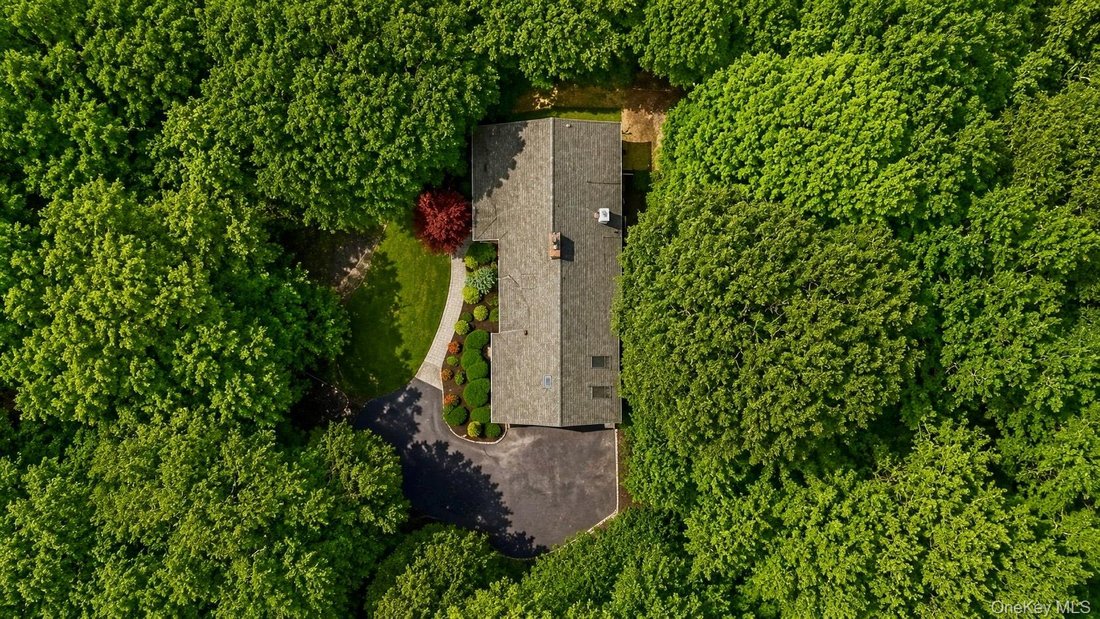House in Port Jefferson, New York, United States 4 - 18366405