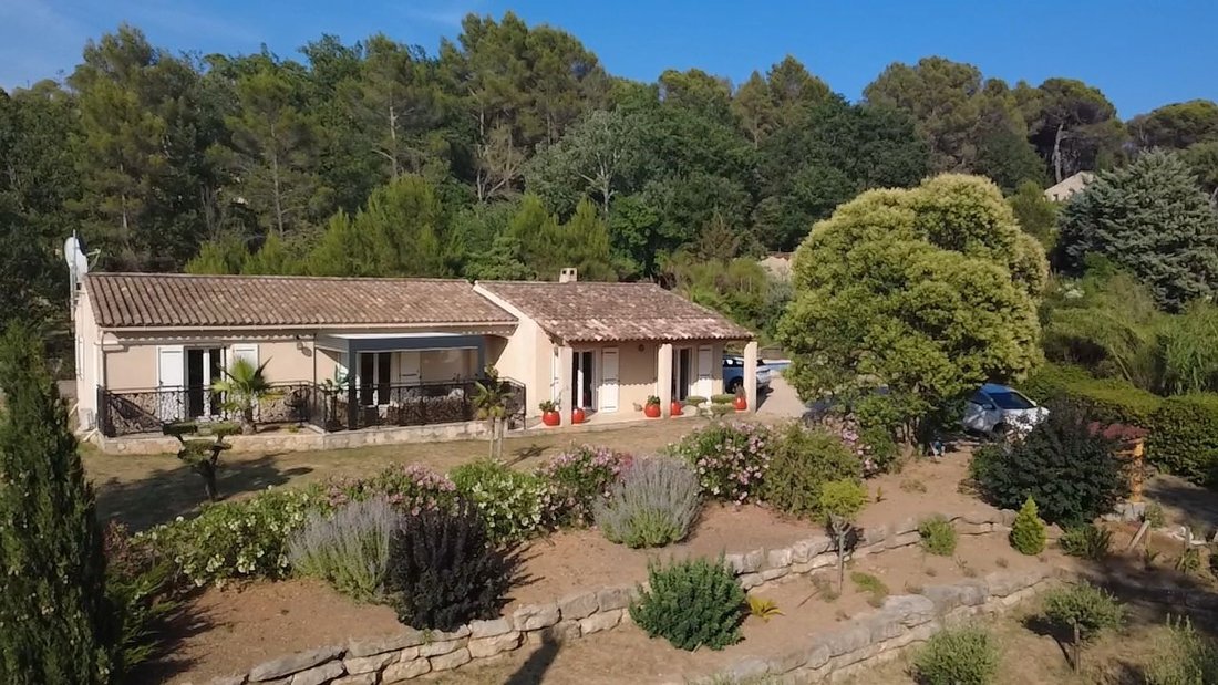 Maison à Villecroze, Provence-Alpes-Côte d'Azur, France 1 - 18362945