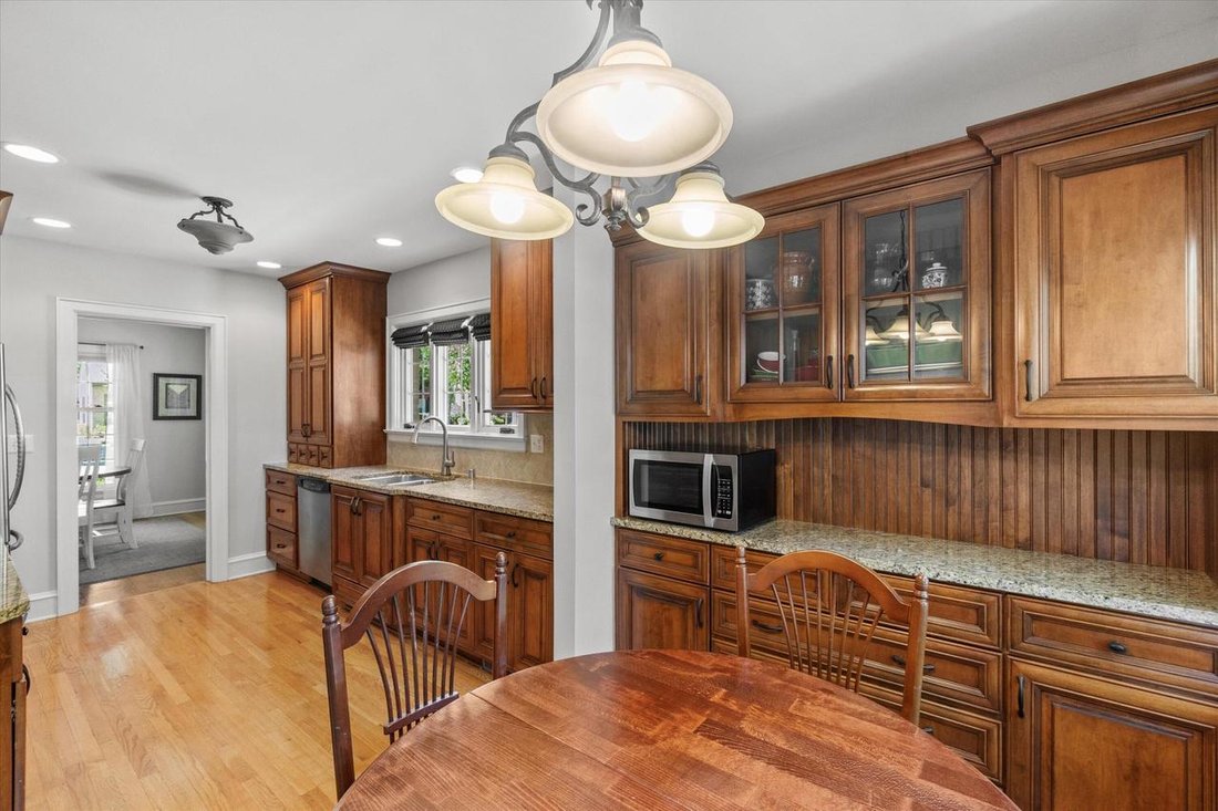 House in Wauwatosa, Wisconsin, United States 3 - 18362214