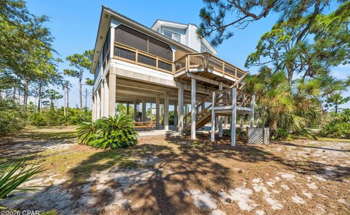 Port St. Joe, Florida, United States 1