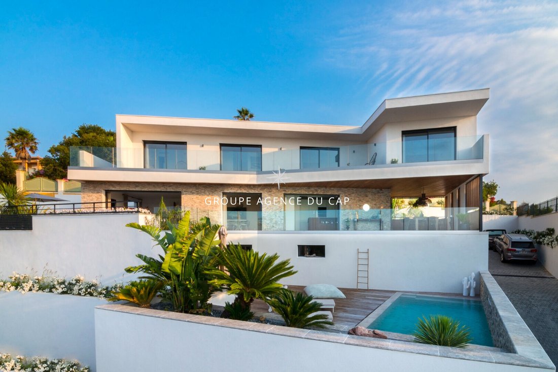 Villa a Fréjus, Provenza-Alpi-Costa Azzurra, Francia 1 - 18367667