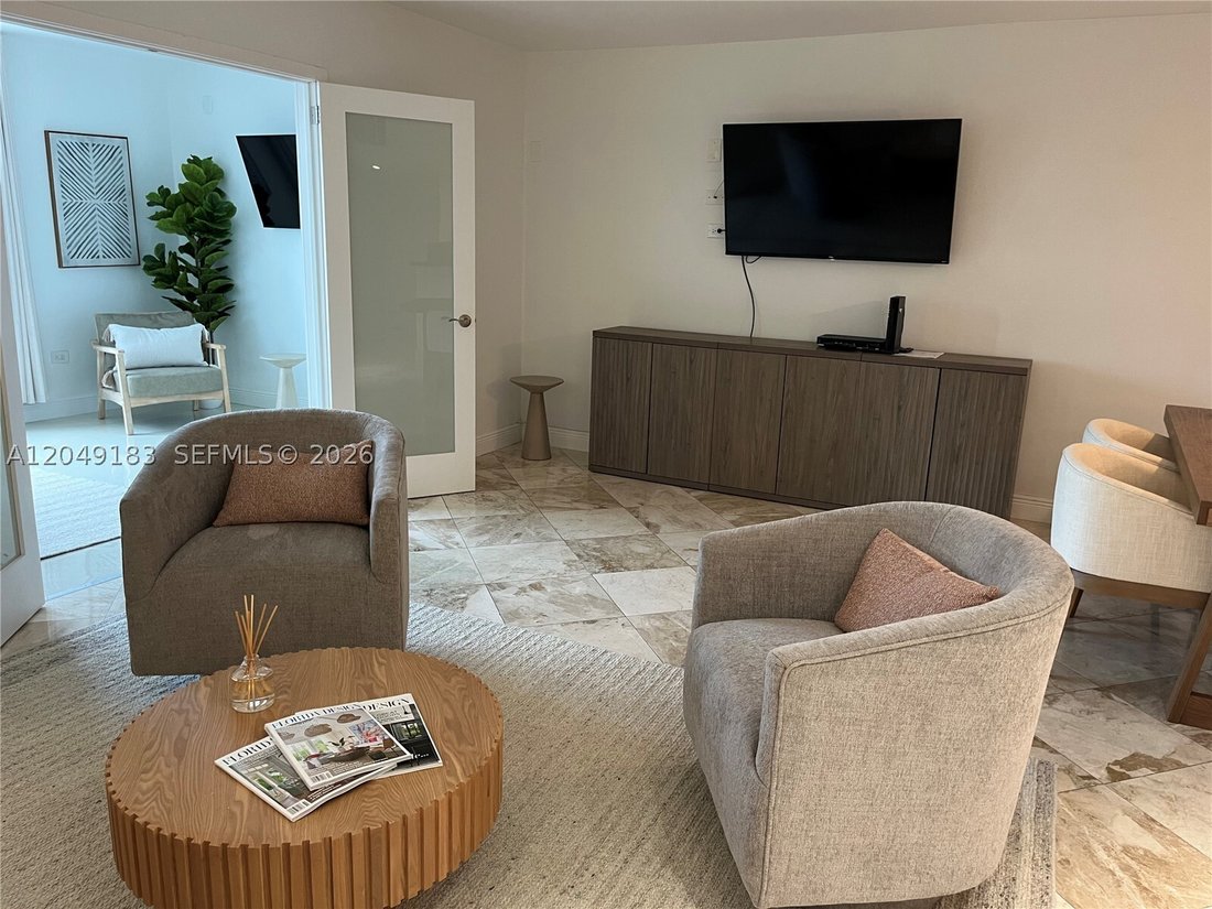 Condo in Miami Beach, Florida, United States 3 - 18362603