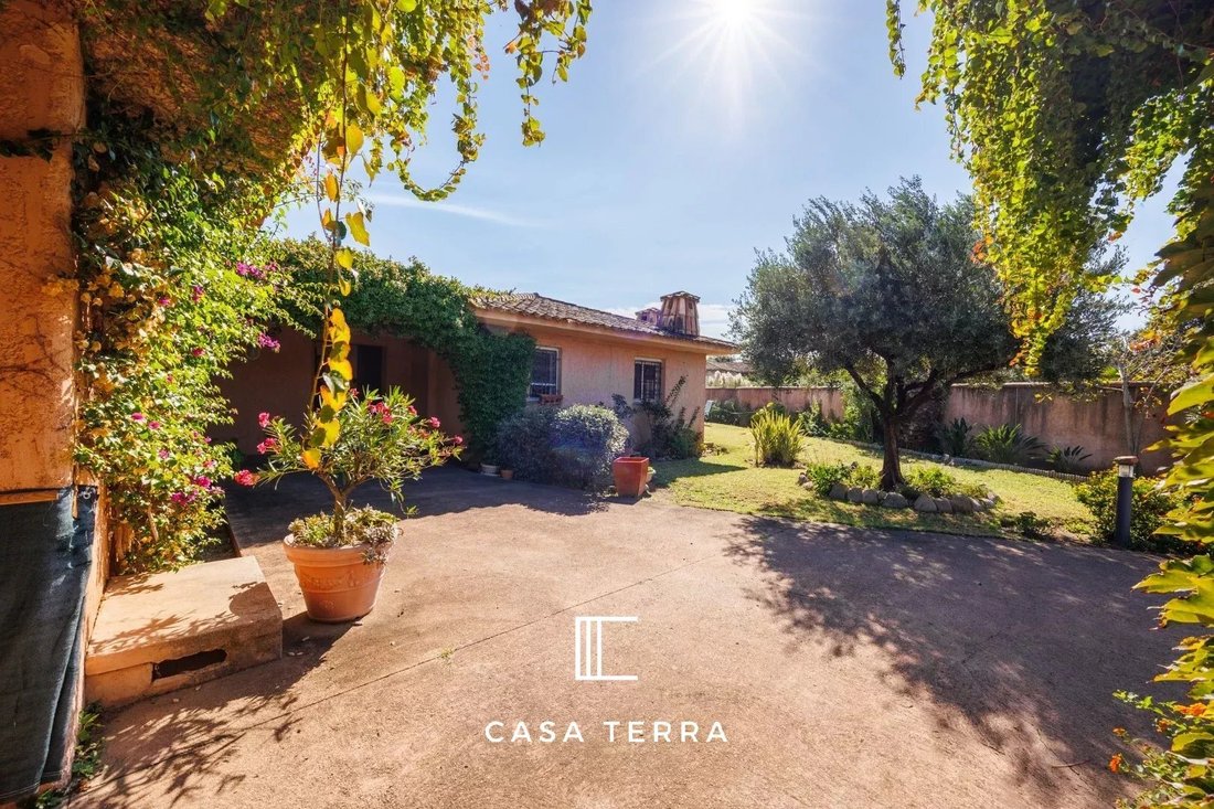Villa in Porto-Vecchio, Corsica, France 1 - 18363819