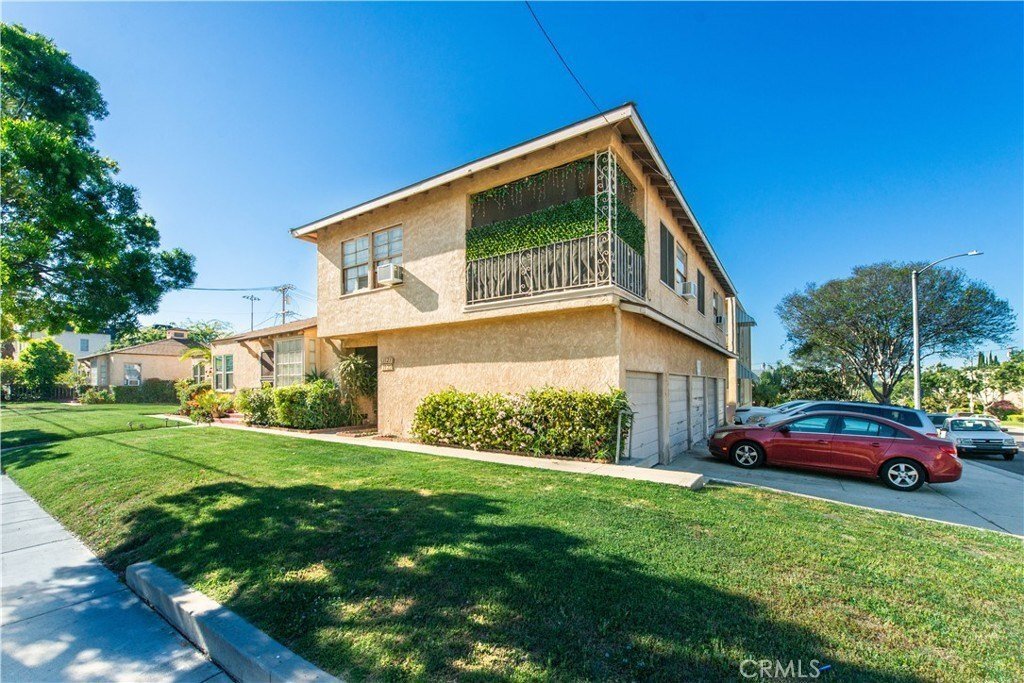House in Burbank, California, United States 5 - 17636961