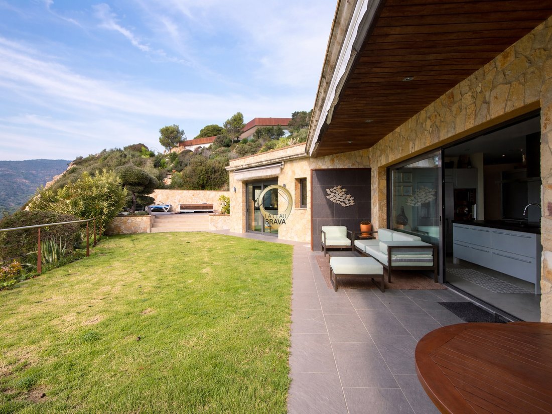 Villa in Tossa de Mar, Catalonia, Spain 5 - 18362789