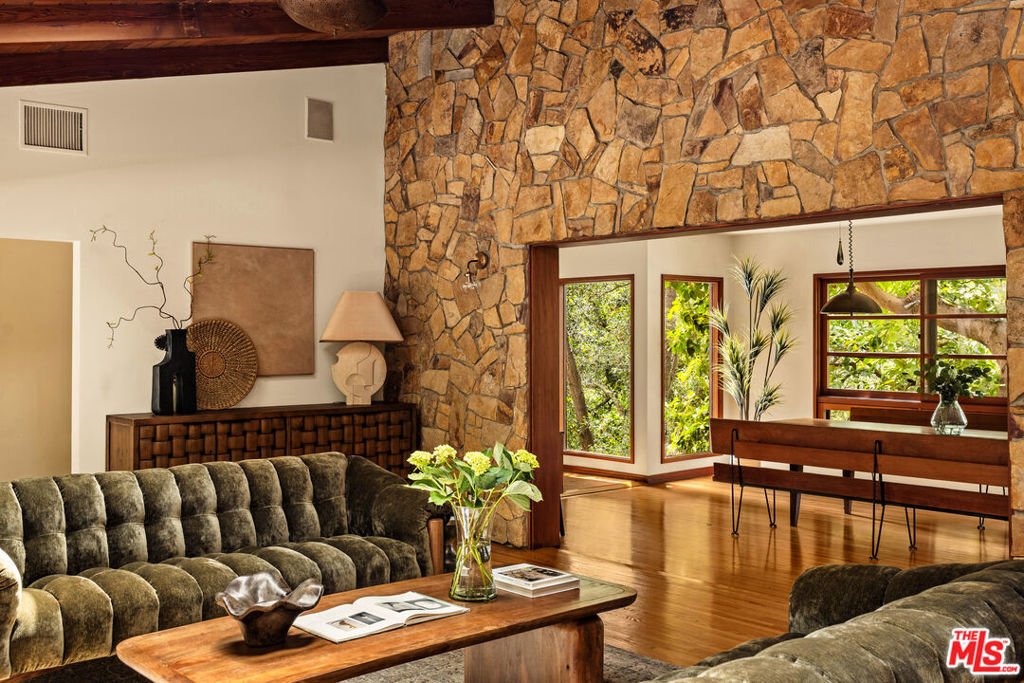 House in Los Angeles, California, United States 5 - 18364888