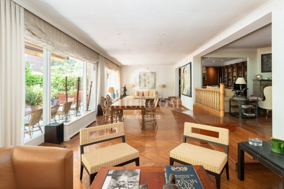 Apartment in Sarrià-Sant Gervasi, Barcelona, Spain 1 - 18363232