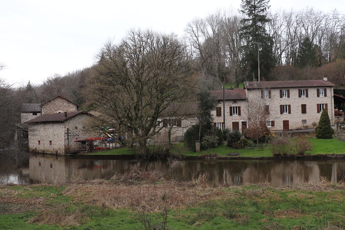 Villa in Rochechouart, Nouvelle-Aquitaine, France 3 - 18055849