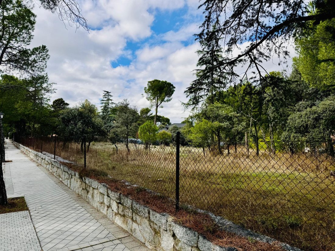 Land in Moncloa-Aravaca, Madrid, Spain 4 - 18362748
