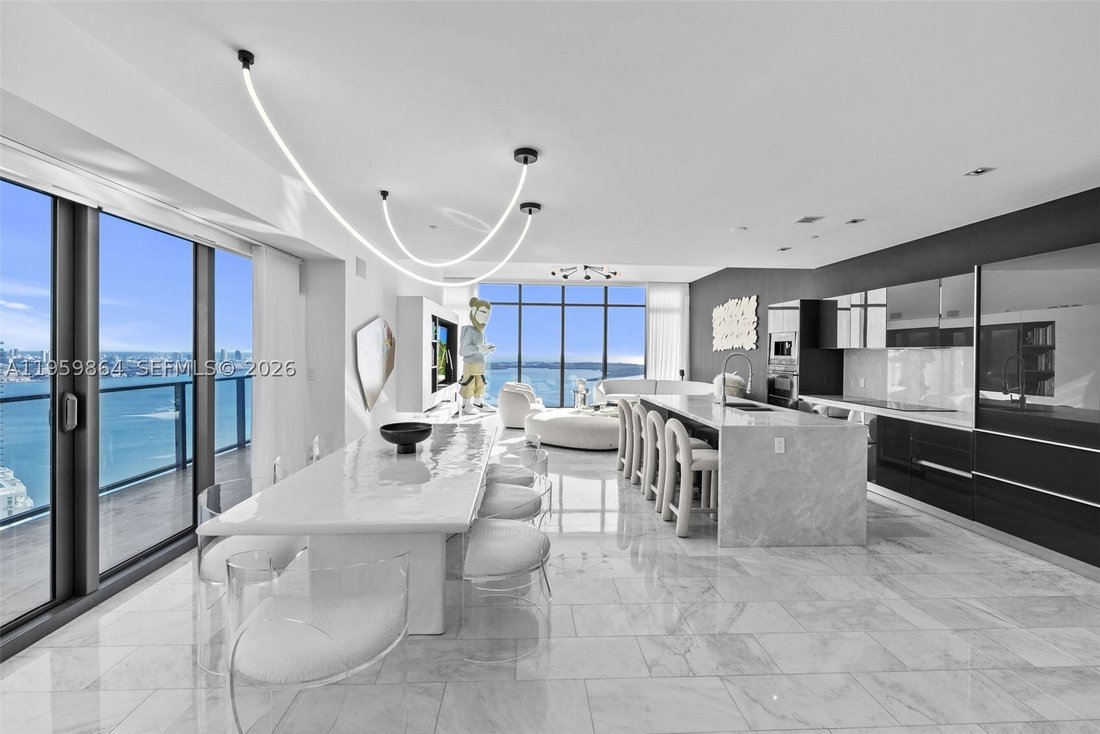 Condo in Miami, Florida, United States 4 - 17102194