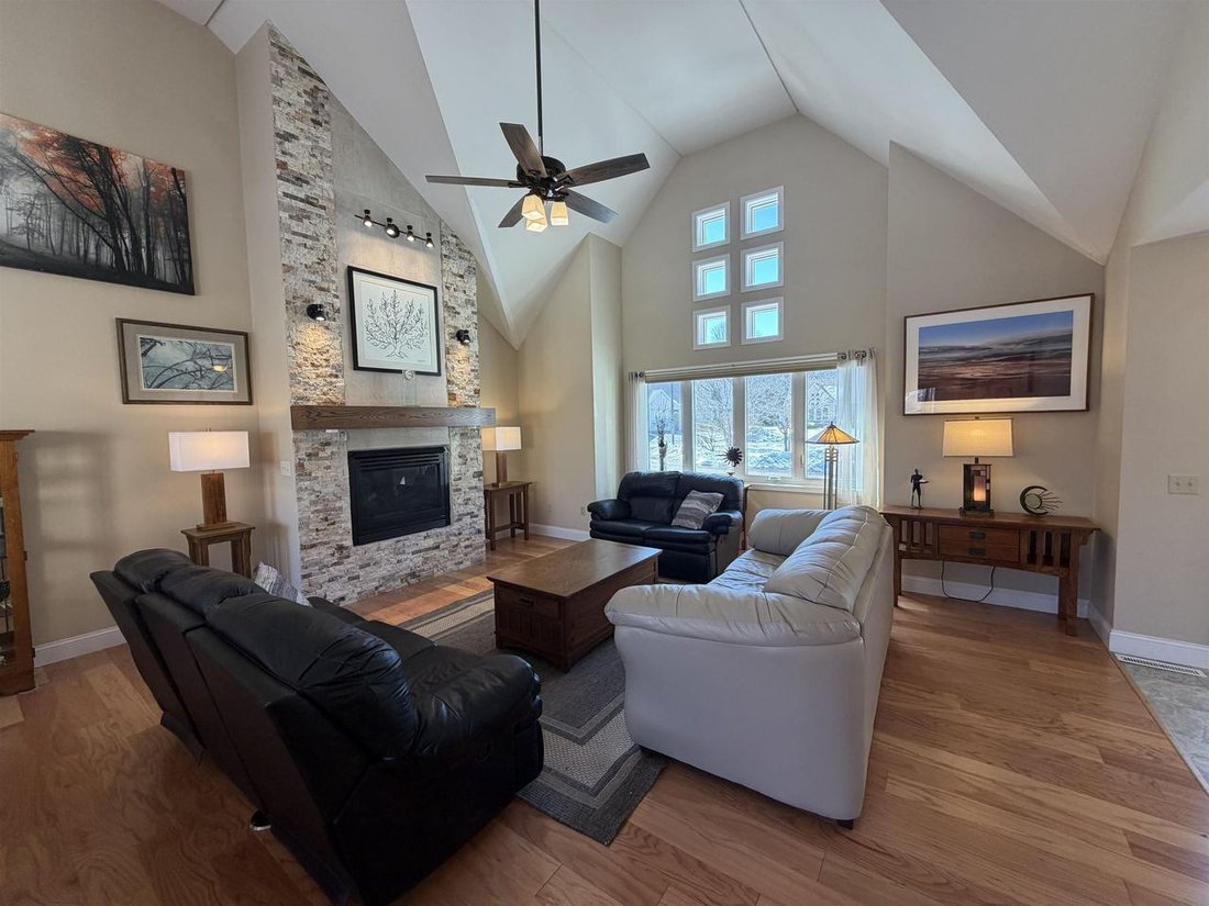 Condo in Fitchburg, Wisconsin, United States 2 - 18365540