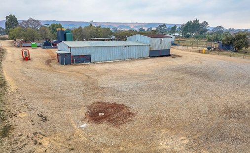 Land in Donkerhoek, Gauteng, South Africa 1