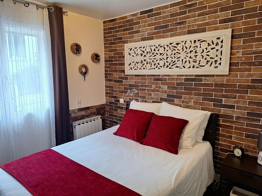 Apartment in Pavé des Gardes, Chaville, France 4 - 18363421