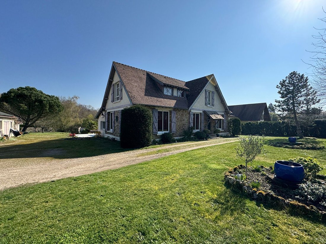 House in Saint-Remy-l'Honore, Ile-de-France, France 1 - 18362999