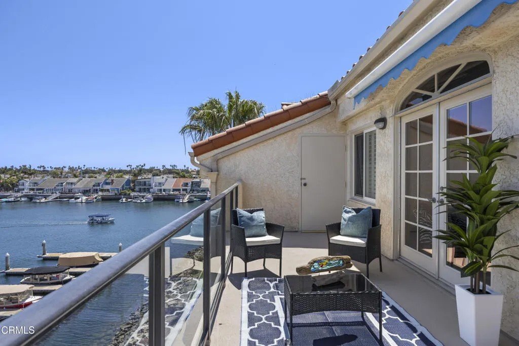 Condo in Oxnard, California, United States 4 - 18362184